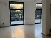 Locale in affitto di 250 m² in Via Tuscolana