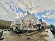 Locale in affitto di 255 m² in Via dei Greci