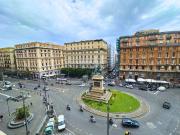 Locale in affitto di 255 m² in Via San Aspreno, 13
