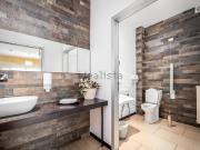 Locale in affitto di 271 m² in Via Giotto di Bondone, 2