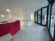 Locale in affitto di 274 m² in Via Lorenzo Perosi