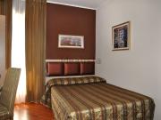 Locale in affitto di 280 m² in Via Battisti Cesare