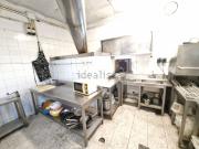 Locale in affitto di 280 m² in Via Tuscolana, 934