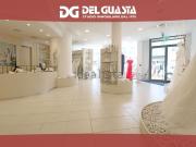 Locale in affitto di 284 m² in Corso Europa