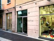 Locale in affitto di 28 m² in Corso Italia, 8