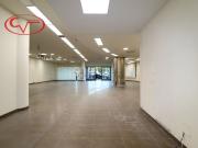 Locale in affitto di 300 m²