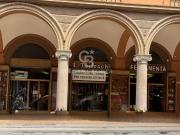 Locale in affitto di 300 m² in Via Farini