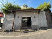 Locale in affitto di 30 m² in Via Bel Poggio, 1