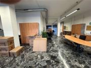Locale in affitto di 310 m² in Via Angelo Maj