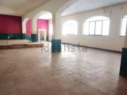Locale in affitto di 315 m² in Via Dante Alighieri, 9