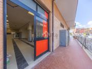 Locale in affitto di 320 m² in Via Massa di San...