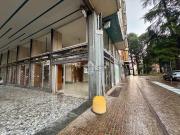 Locale in affitto di 320 m² in Viale dei Giardini, 1