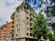 Locale in affitto di 325 m² in Via Benevento, 6