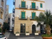 Locale in affitto di 330 m² in Piazzetta Lucrezia Brunaccini