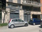 Locale in affitto di 345 m² in Viale Vittoria Colonna, 72
