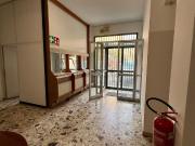 Locale in affitto di 360 m² in Via Luciano Zamperini, 11