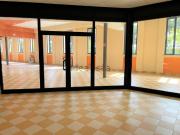 Locale in affitto di 36 m² in Viale dei Romagnoli, 515