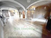 Locale in affitto di 370 m² in Via Sant&apos Orsola, 19