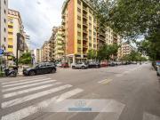 Locale in affitto di 370 m² in Via Vincenzo Barbera, 21