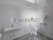 Locale in affitto di 375 m² in Via P. Ruggeri da...