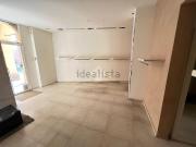 Locale in affitto di 37 m² in Via J. Berengario, 36