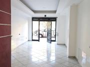 Locale in affitto di 38 m² in Via Federico Paolini, 96