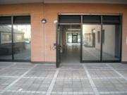 Locale in affitto di 396 m² in Via Piero Gobetti