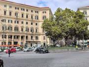 Locale in affitto di 400 m² in Piazza Vanvitelli, 8