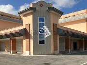 Locale in affitto di 400 m² in Via Anagnina