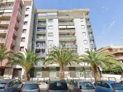 Locale in affitto di 400 m² in Viale Candelaro