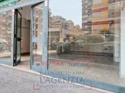 Locale in affitto di 40 m² in Via Vacuna, 83