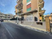 Locale in affitto di 42 m² in Via di Fontana Candida, 19