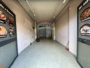 Locale in affitto di 42 m² in Viale della Regione...