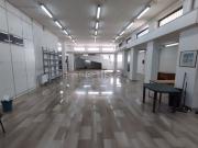 Locale in affitto di 450 m² in Via Conte Girolamo Giusso