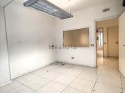 Locale in affitto di 48 m² in Via Noto