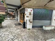 Locale in affitto di 50 m² in Piazza Alfonso Neuschuler, 20