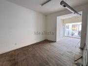 Locale in affitto di 50 m² in Via della Liberazione, 112