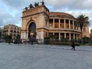 Locale in affitto di 520 m² in Piazza Castelnuovo