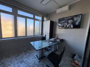 Locale in affitto di 530 m² in Via Osci, 15