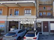 Locale in affitto di 57 m² in Via Fratelli Rosselli, 1