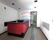 Locale in affitto di 600 m² in Via Giuseppe Giacosa, 21