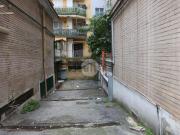 Locale in affitto di 600 m² in Via Paolo della Valle