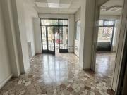 Locale in affitto di 60 m² in Corso del Popolo, 141