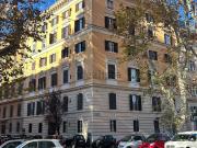 Locale in affitto di 60 m² in Via Famagosta