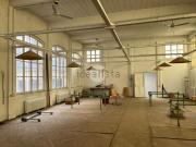 Locale in affitto di 650 m² in Via Carlo Alberto, 28