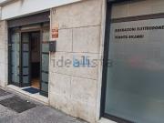 Locale in affitto di 65 m² in Via Venzone, 15