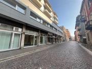 Locale in affitto di 70 m² in Via Mentana