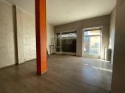 Locale in affitto di 75 m² in Corso Italia, 98