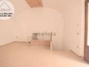 Locale in affitto di 75 m² in Via Crispomonti, 9