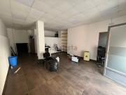 Locale in affitto di 75 m² in Via XXV Luglio, 57